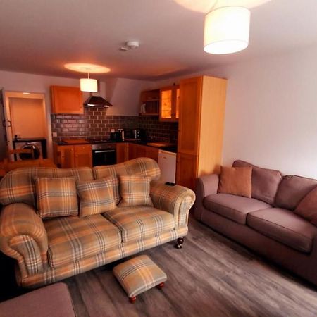Ballycastle Accommodation - Ash Tree House מראה חיצוני תמונה