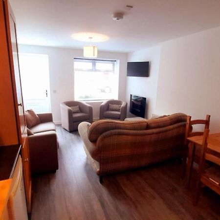 Ballycastle Accommodation - Ash Tree House מראה חיצוני תמונה